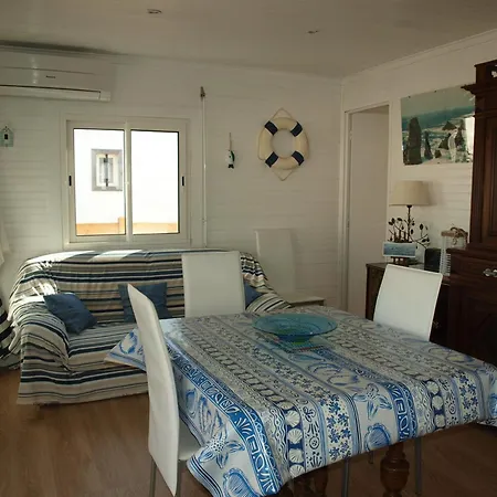 Familial 4 Ch. A 100m De La - Terrasse - Fr-1-784-2 Chalet